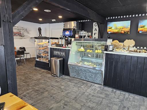 La Mia Cucina Cafe & Bakery Mexi-Italian Cuisine